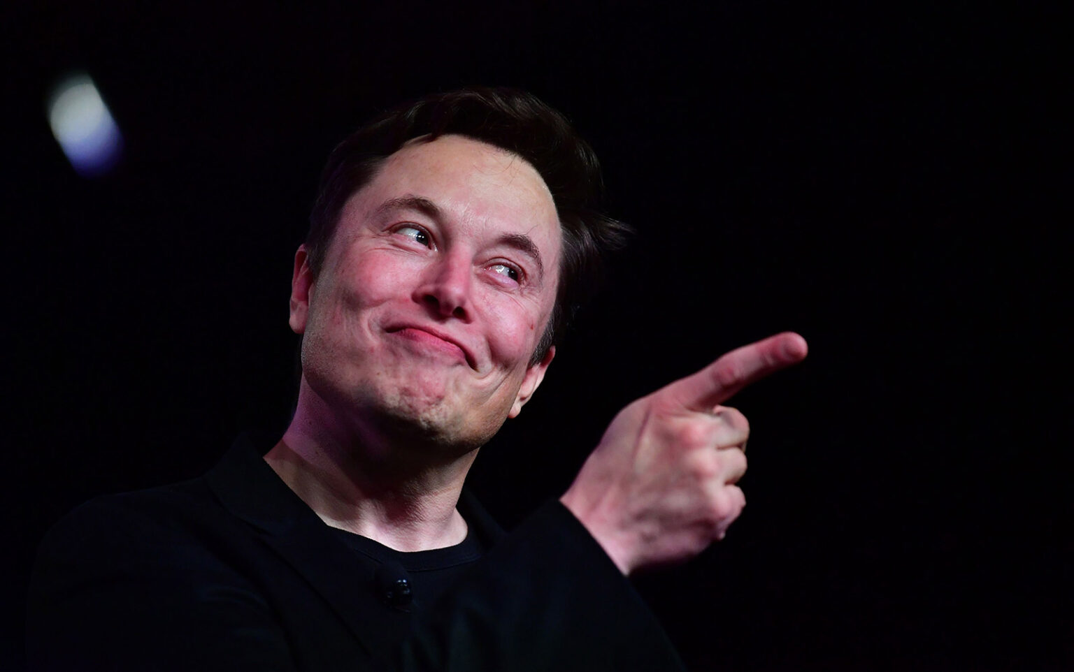 E intanto Elon Musk consiglia di usare Signal | InTime Blog | Digital e Social Media