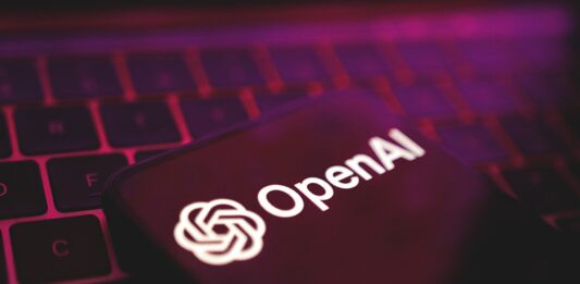 OpenAI diventa a scopo di lucro, tra nuove sfide e nuovi addii